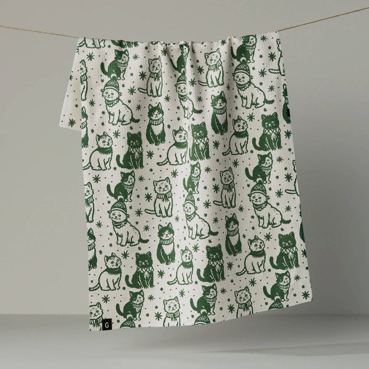 Cozy Kittens Luxe Kitchen Towel