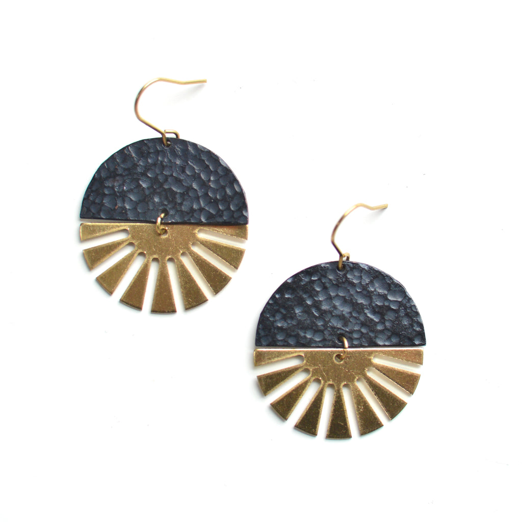 Rayya Earrings - Black Textured