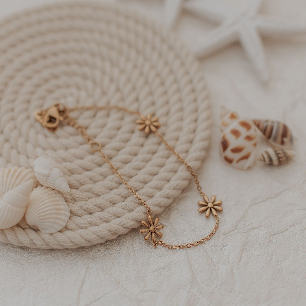 Anna Floral Bracelet
