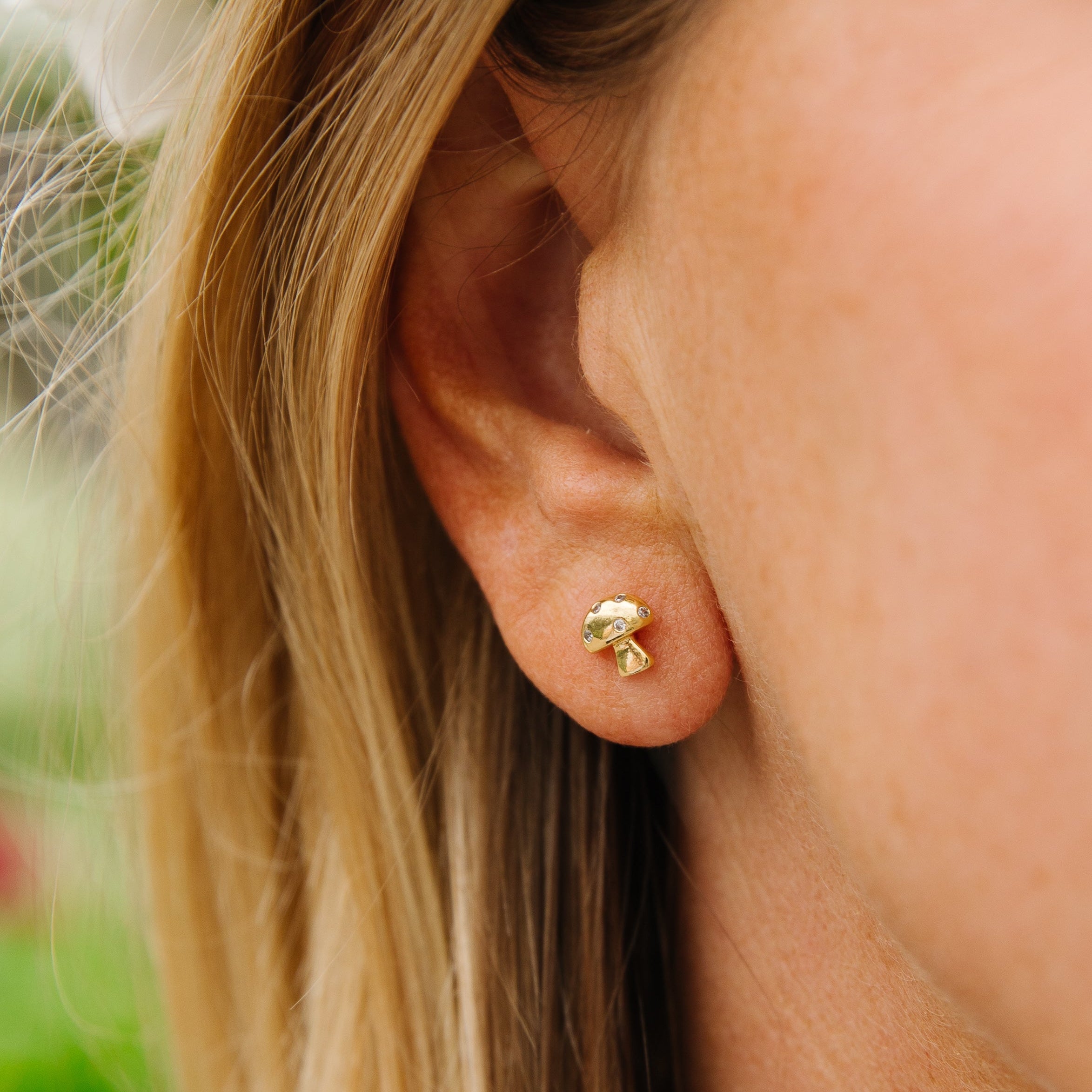 Toadstool Studs
