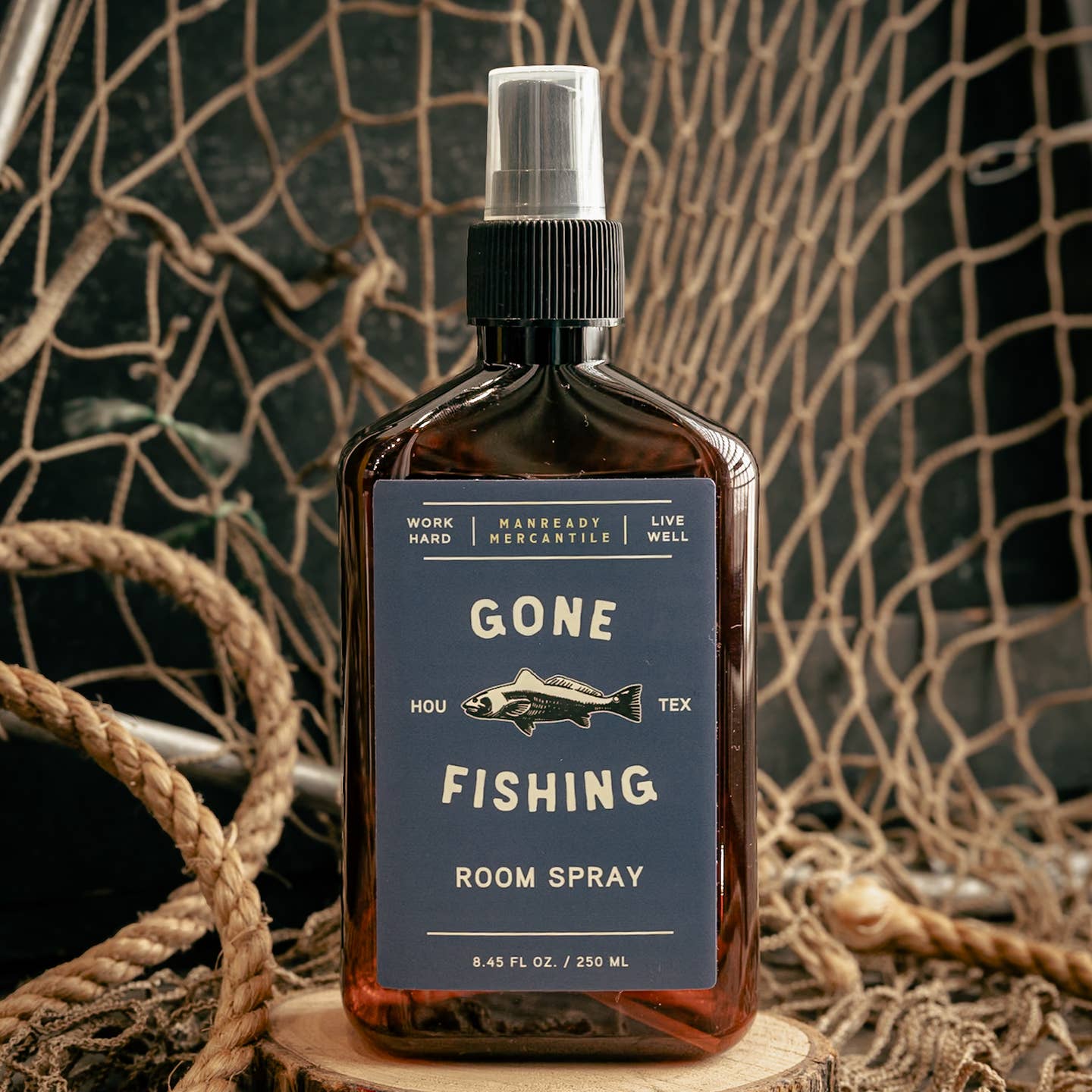 GONE FISHING
A reflection of early mornings on the water, a quiet breeze, and tall tales of the one that got away.
Notes of Dark Musk, Vetiver, & Fig