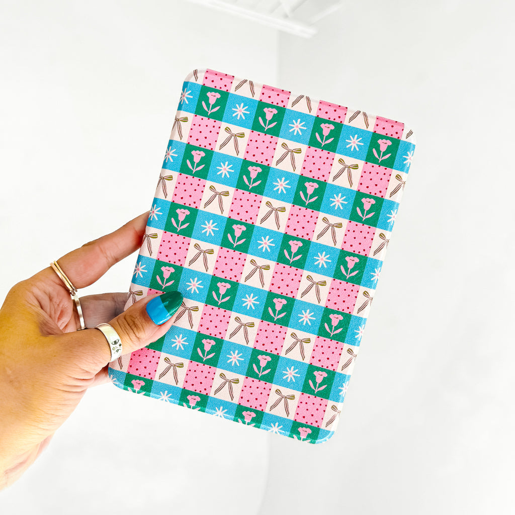 Bows & Blooms Kindle Case