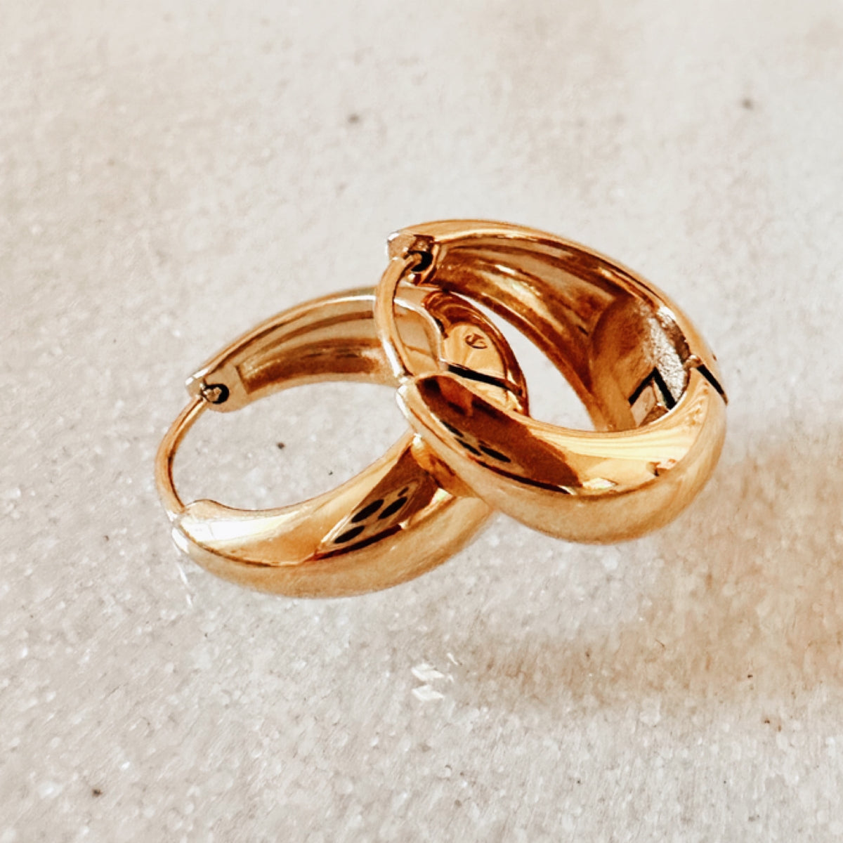 Oval Taper Hoop Earrings