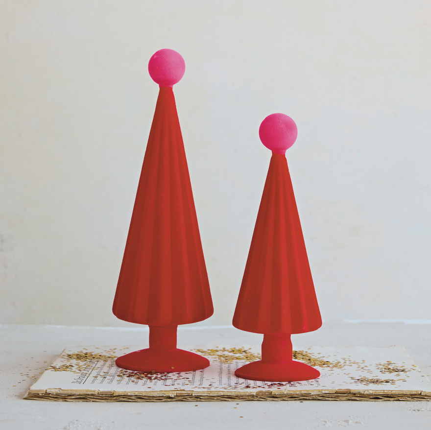3-1/4" Round x 10"H
4" Round x 12"H
Flocked Red with pink ball Glass Tree