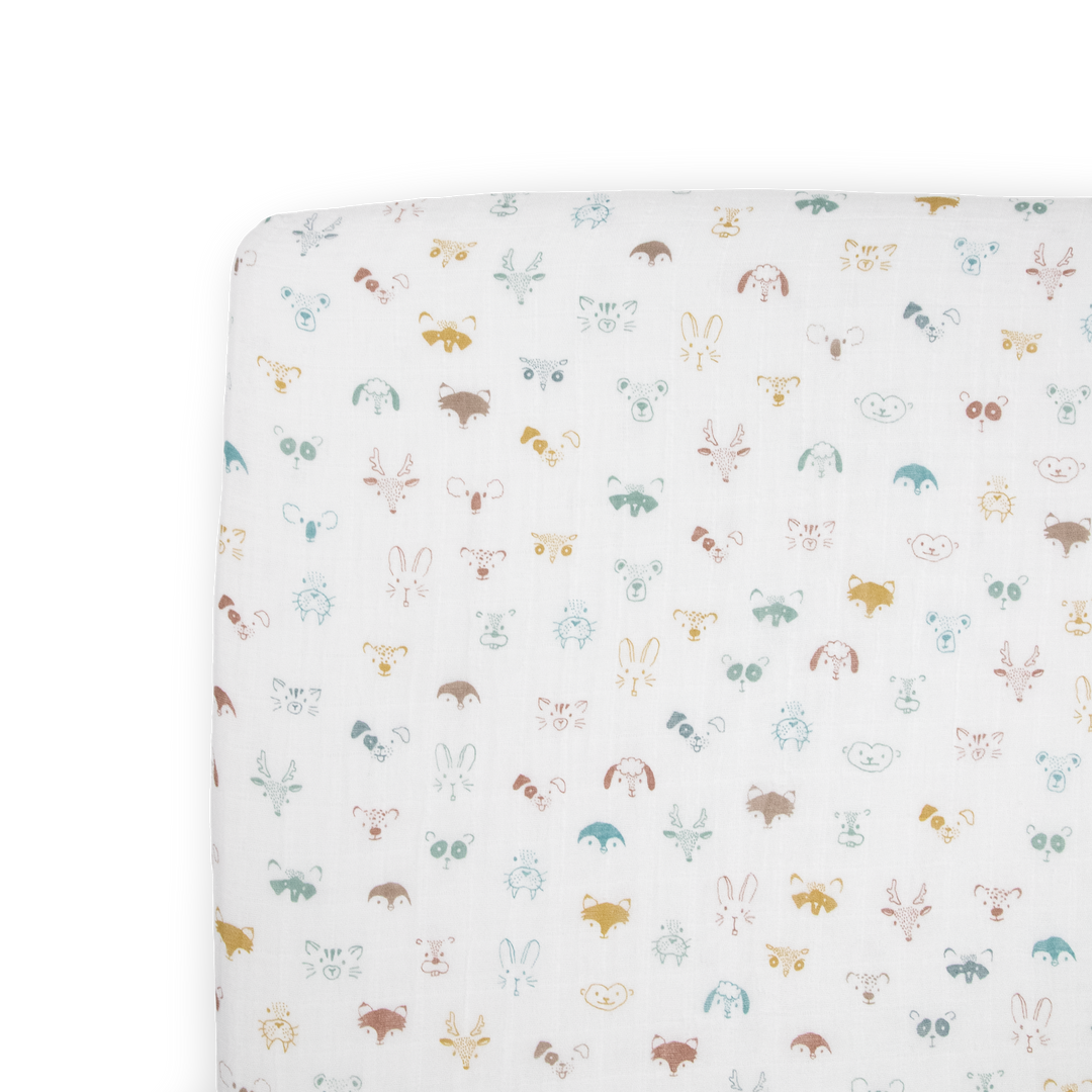Celebrate their imagination. The Toddler Bedding Set features a variety of themes and prints to help bring their creativity to life as they transition from infant to toddler. 3 piece set includes: 1 Toddler Comforter, 1 crib sheet, 1 pillowcase. Cotton Muslin Toddler Bedding 3 Piece Set - Watercolor Critters