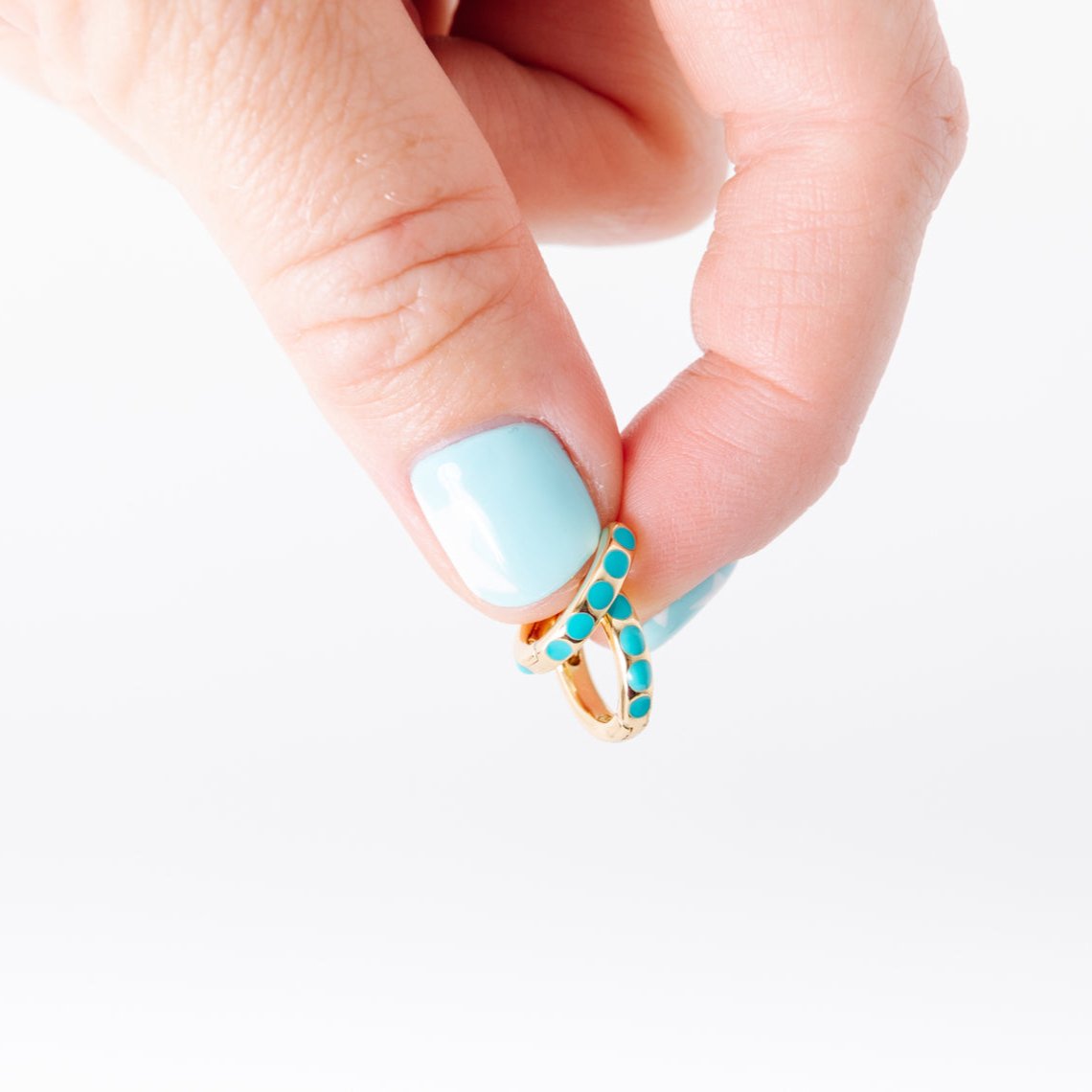 Turquoise goes with everything you own- its versatility is in a league all on its own! Paired with our reliable 14k gold filled metal, these earrings can be worn day in and day out without tarnishing, turning, or irritating your skin. You're going to need a pair of these for you... and every woman you know!