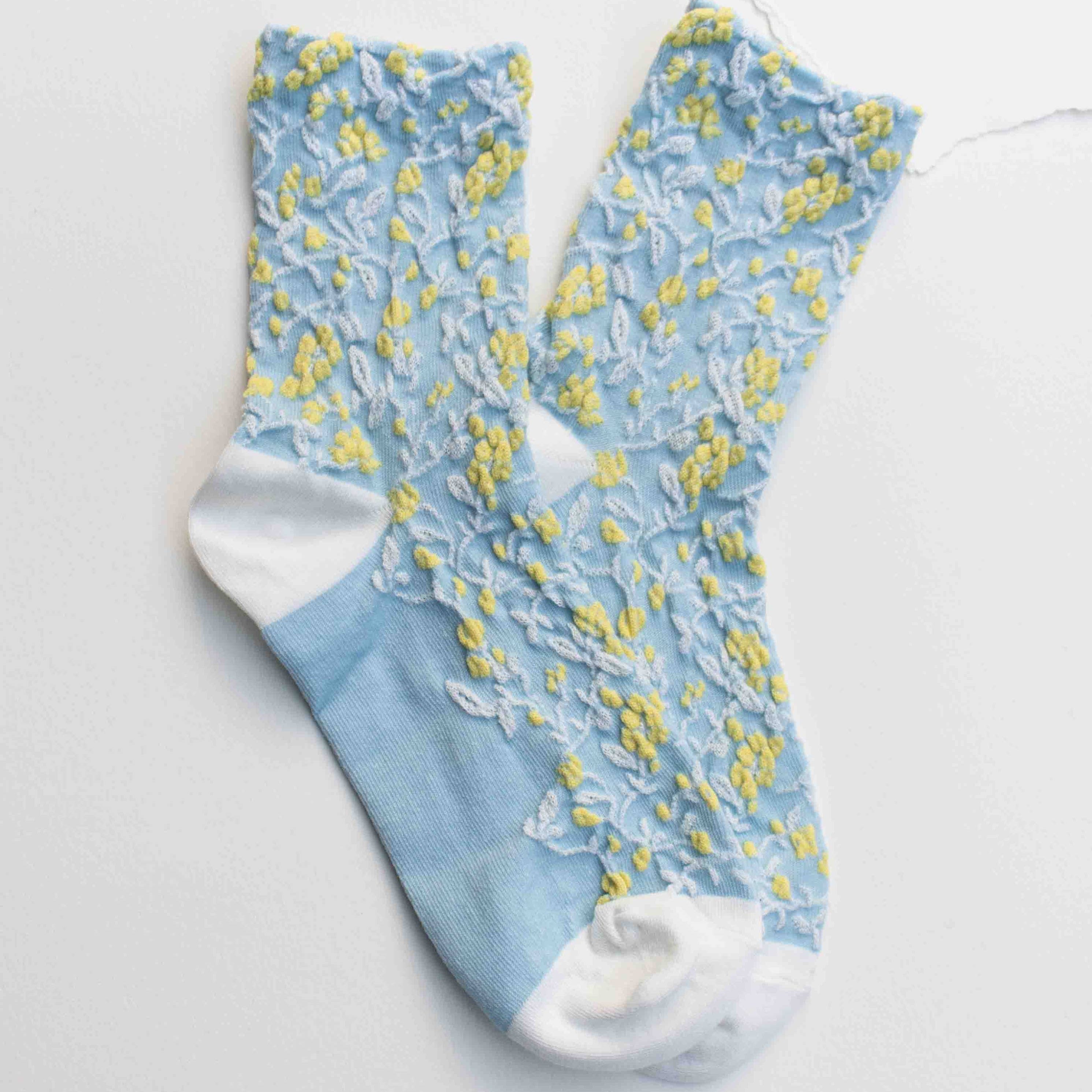Floral Textured Socks - light blue