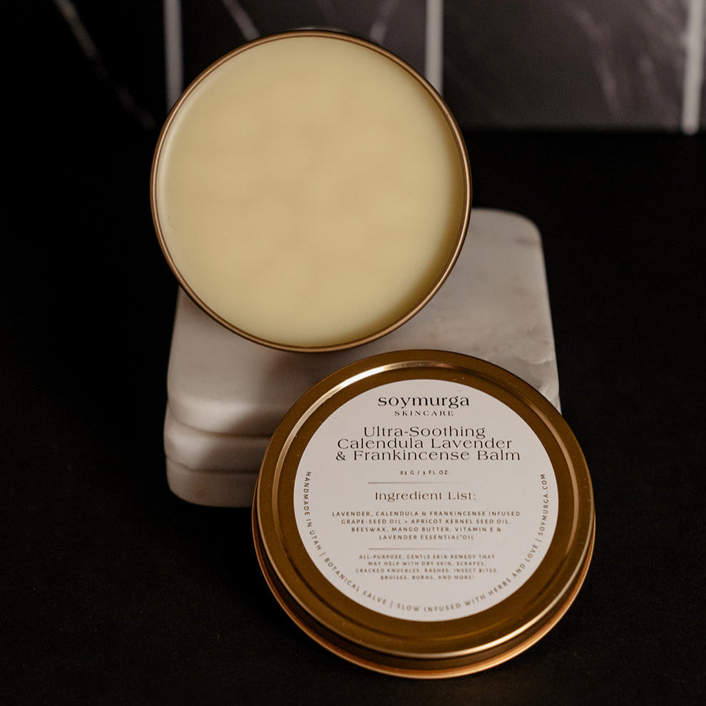 85 g / 3 fl.oz tin

Lavender, Calendula & Frankincense Infused Grape Seed Oil + Apricot Kernel Seed Oil, Beeswax, Mango Butter, Vitamin E, Lavender essential oil & Frankincense Essential Oil.