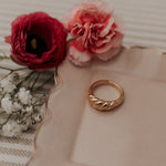 Wren Twist Ring
